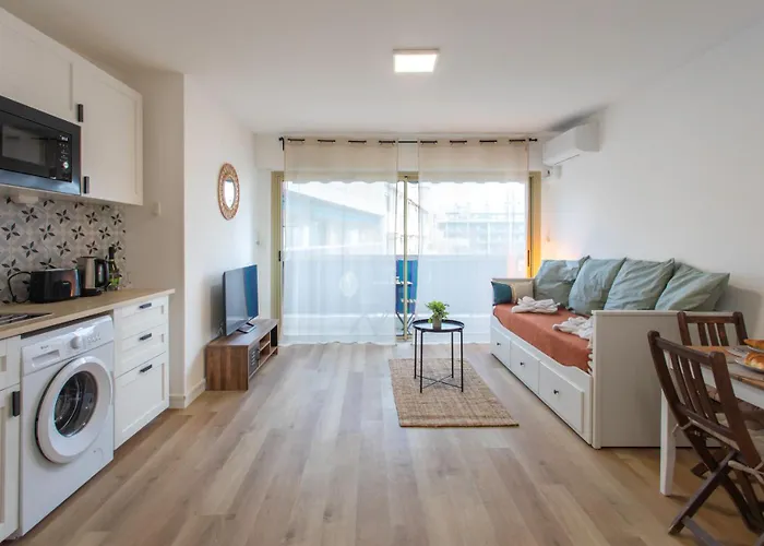 A1 - Studio Antibes Centre 5 Min To Sea - Ac & Balcony